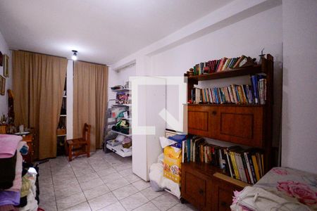 Casa à venda com 120m², 3 quartos e 3 vagas Casa à venda com 120m², 3 quartos e 3 vagasÁrea de Serviço - Quarto