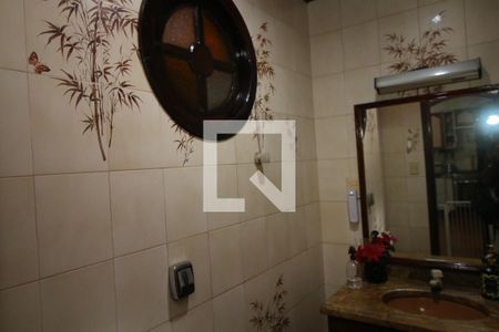 Casa à venda com 420m², 3 quartos e 2 vagasLavabo