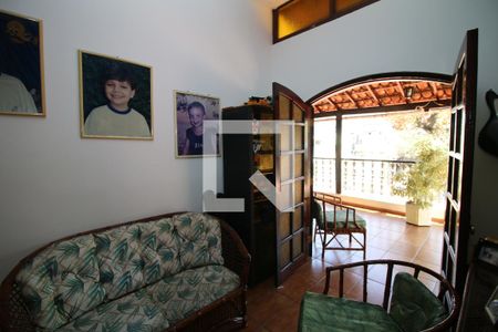 Casa à venda com 420m², 3 quartos e 2 vagasSala 2º piso