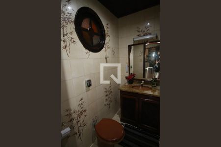 Casa à venda com 420m², 3 quartos e 2 vagasLavabo