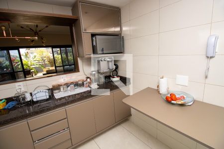 Apartamento à venda com 220m², 2 quartos e 3 vagasCozinha