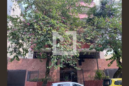 Apartamento à venda com 220m², 2 quartos e 3 vagasFachada