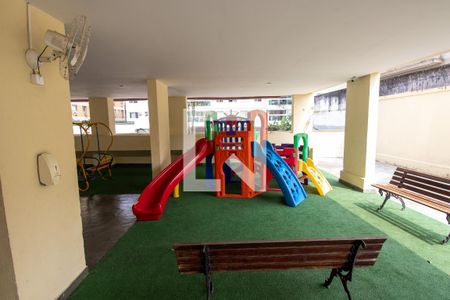 Apartamento à venda com 220m², 2 quartos e 3 vagasÁrea comum - Playground