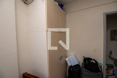 Apartamento à venda com 220m², 2 quartos e 3 vagasQuarto de Serviço