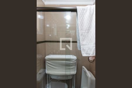 Apartamento à venda com 75m², 2 quartos e 2 vagas Apartamento à venda com 75m², 2 quartos e 2 vagasBanheiro da suíte