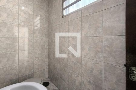 Casa à venda com 180m², 5 quartos e 1 vagaBanheiro da Suíte 2