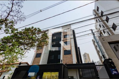 Apartamento à venda com 65m², 2 quartos e 2 vagas Apartamento à venda com 65m², 2 quartos e 2 vagasFachada