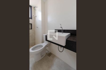 Apartamento à venda com 65m², 2 quartos e 2 vagas Apartamento à venda com 65m², 2 quartos e 2 vagasBanheiro