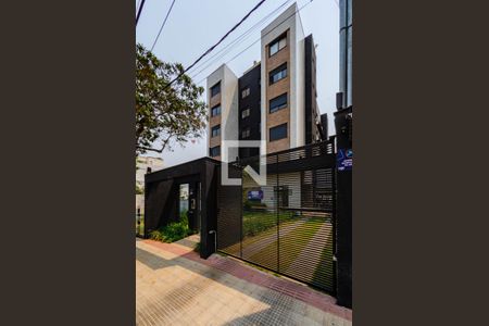 Apartamento à venda com 65m², 2 quartos e 2 vagas Apartamento à venda com 65m², 2 quartos e 2 vagasFachada