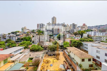 Apartamento à venda com 65m², 2 quartos e 2 vagas Apartamento à venda com 65m², 2 quartos e 2 vagasVista
