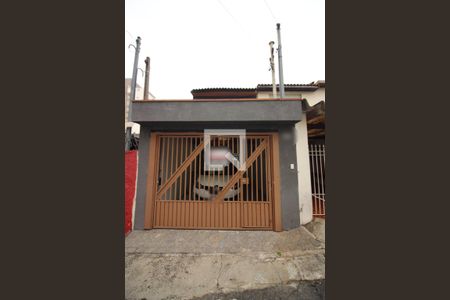 Casa à venda com 168m², 3 quartos e 1 vagaFachada 