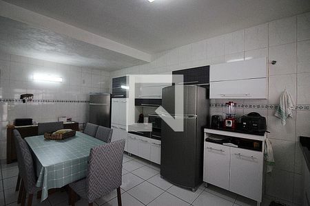 Casa à venda com 168m², 3 quartos e 1 vagaCozinha 