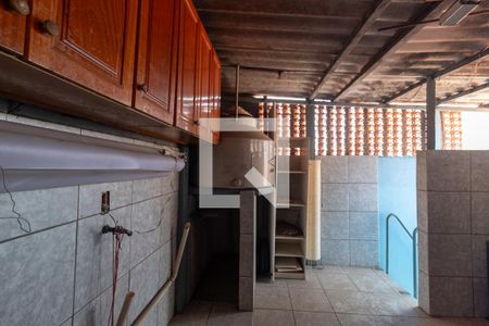 Casa à venda com 176m², 2 quartos e 1 vaga Casa à venda com 176m², 2 quartos e 1 vagaÁrea de Serviço