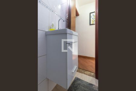 Casa à venda com 176m², 2 quartos e 1 vaga Casa à venda com 176m², 2 quartos e 1 vagaLavabo