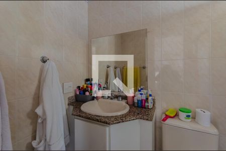 Apartamento à venda com 140m², 4 quartos e 3 vagas Apartamento à venda com 140m², 4 quartos e 3 vagasBanheiro da Suíte 2