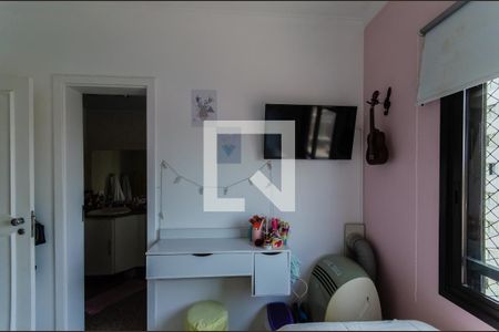 Apartamento à venda com 140m², 4 quartos e 3 vagas Apartamento à venda com 140m², 4 quartos e 3 vagasSuíte 2