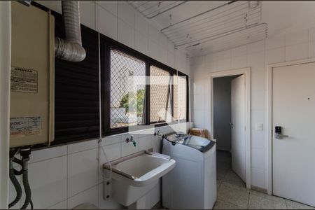 Apartamento à venda com 140m², 4 quartos e 3 vagas Apartamento à venda com 140m², 4 quartos e 3 vagasÁrea de Serviço