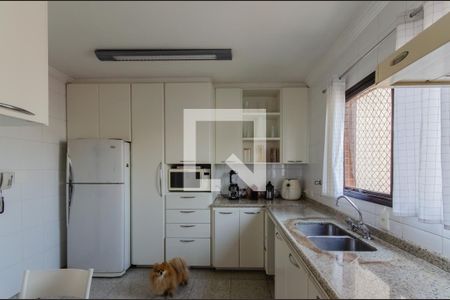 Apartamento à venda com 140m², 4 quartos e 3 vagas Apartamento à venda com 140m², 4 quartos e 3 vagasCozinha