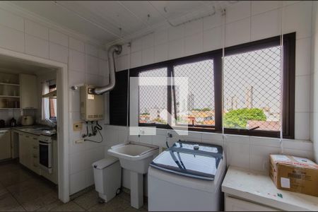 Apartamento à venda com 140m², 4 quartos e 3 vagas Apartamento à venda com 140m², 4 quartos e 3 vagasÁrea de Serviço