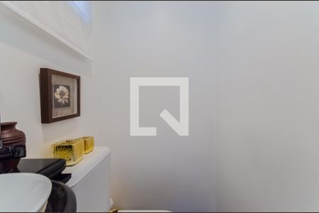 Apartamento à venda com 140m², 4 quartos e 3 vagas Apartamento à venda com 140m², 4 quartos e 3 vagasLavabo