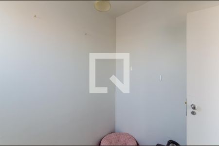 Apartamento à venda com 140m², 4 quartos e 3 vagas Apartamento à venda com 140m², 4 quartos e 3 vagasQuarto de Serviço