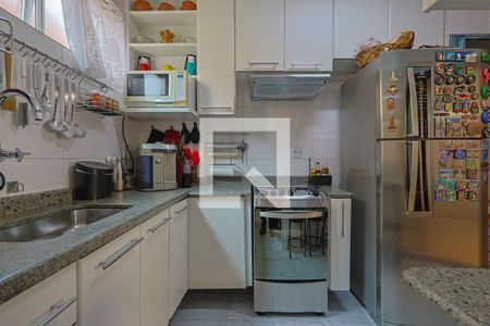 Apartamento à venda com 105m², 4 quartos e 2 vagas Apartamento à venda com 105m², 4 quartos e 2 vagasCozinha