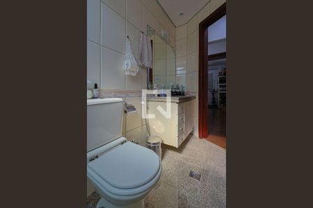 Apartamento à venda com 105m², 4 quartos e 2 vagas Apartamento à venda com 105m², 4 quartos e 2 vagasBanheiro