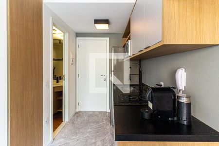 Cozinha de kitnet/studio para alugar com 1 quarto, 25m² em República, São Paulo