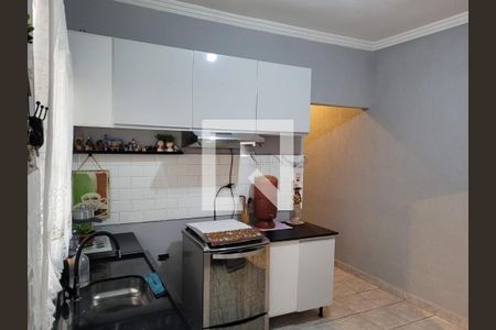 Casa à venda com 170m², 3 quartos e 2 vagas