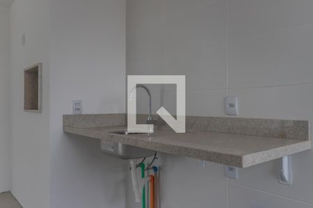 Apartamento à venda com 74m², 2 quartos e 1 vaga Apartamento à venda com 74m², 2 quartos e 1 vagaCozinha e Área de Serviço