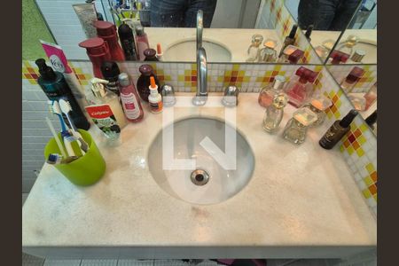 Apartamento à venda com 250m², 3 quartos e 2 vagasBanheiro da Suíte 1