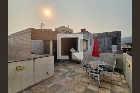 Apartamento à venda com 250m², 3 quartos e 2 vagasÁrea gourmet