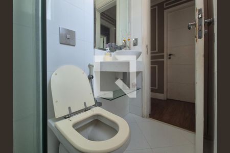 Apartamento à venda com 250m², 3 quartos e 2 vagasBanheiro social