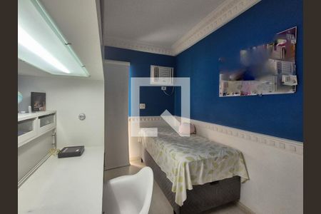 Apartamento à venda com 250m², 3 quartos e 2 vagasQuarto 