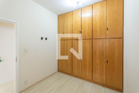 Apartamento à venda com 105m², 3 quartos e 1 vagaQuarto 2
