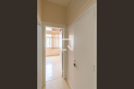 Apartamento à venda com 105m², 3 quartos e 1 vagaCorredor