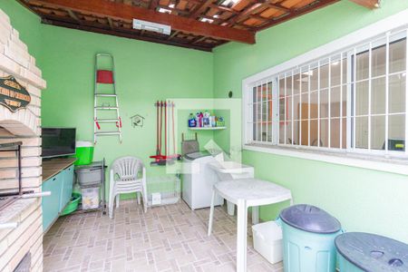 Casa à venda com 131m², 3 quartos e 2 vagasÁrea de serviço