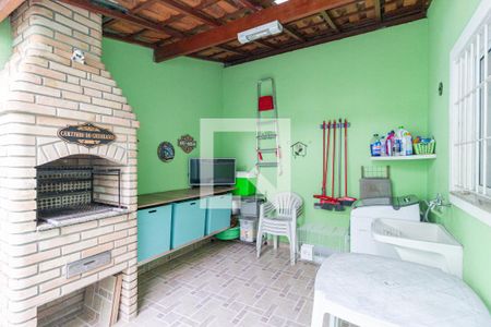 Casa à venda com 131m², 3 quartos e 2 vagasÁrea de serviço