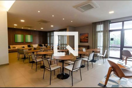 Apartamento à venda com 147m², 3 quartos e 3 vagas Apartamento à venda com 147m², 3 quartos e 3 vagasSalão de Festas