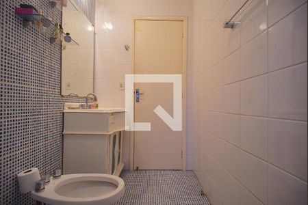 Casa à venda com 700m², 5 quartos e 3 vagas Casa à venda com 700m², 5 quartos e 3 vagasBanheiro da Suíte