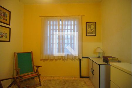 Casa à venda com 700m², 5 quartos e 3 vagas Casa à venda com 700m², 5 quartos e 3 vagasQuarto 3