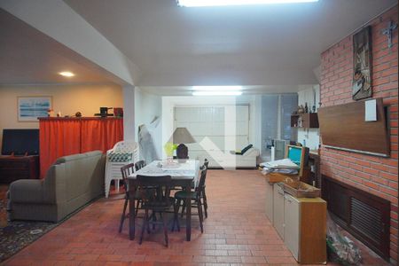 Casa à venda com 700m², 5 quartos e 3 vagas Casa à venda com 700m², 5 quartos e 3 vagasÁrea gourmet