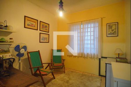 Casa à venda com 700m², 5 quartos e 3 vagas Casa à venda com 700m², 5 quartos e 3 vagasQuarto 3