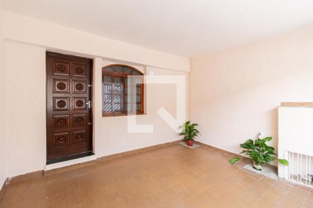 Casa à venda com 135m², 2 quartos e 2 vagasGaragem