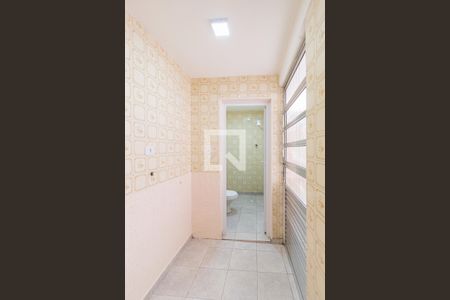 Casa à venda com 135m², 2 quartos e 2 vagasCorredor 