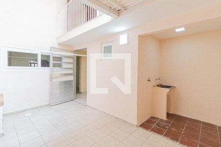 Casa à venda com 135m², 2 quartos e 2 vagasÁrea de serviço