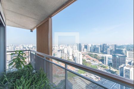 Apartamento à venda com 197m², 4 quartos e 3 vagas Apartamento à venda com 197m², 4 quartos e 3 vagasSuíte 4 - Varanda