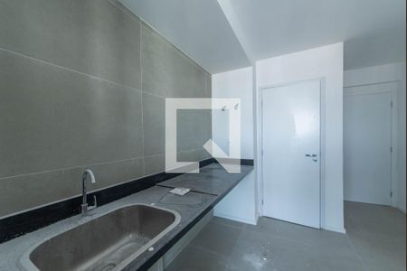 Apartamento à venda com 197m², 4 quartos e 3 vagas Apartamento à venda com 197m², 4 quartos e 3 vagasÁrea de Serviço