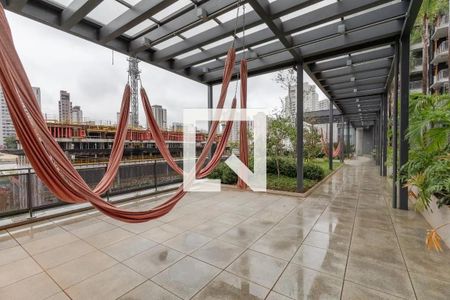 Apartamento à venda com 197m², 4 quartos e 3 vagas Apartamento à venda com 197m², 4 quartos e 3 vagasÁrea Comum