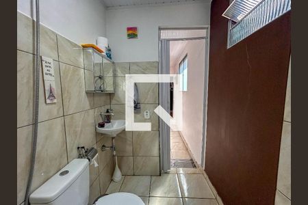 Casa à venda com 100m², 4 quartos e 2 vagas